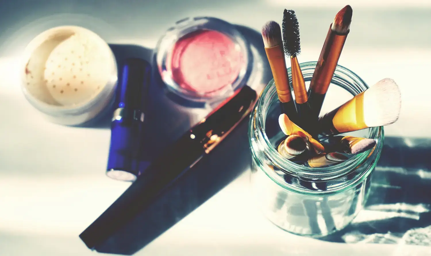 Custom luxury cosmetics packaging boxes and PR kits by PM Packaging